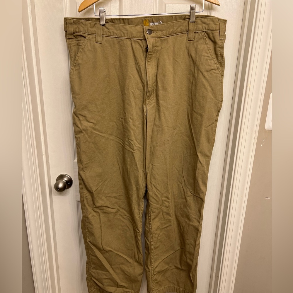 Men’s Carhartt khaki pants